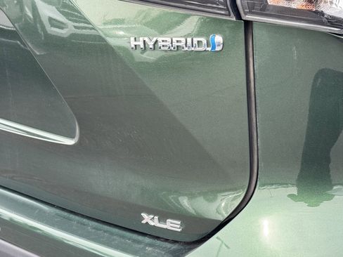 Used 2023 Toyota Highlander XLE image 46