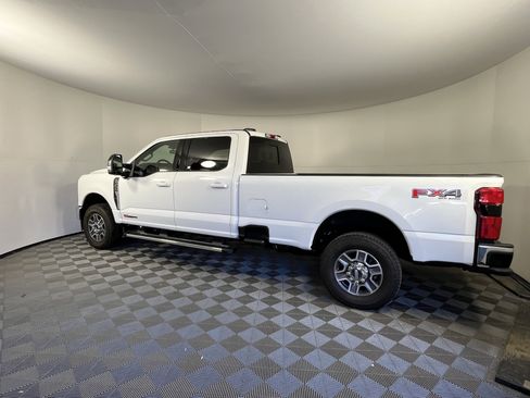 New 2026 Ford F350 Lariat w/ FX4 Off-Road Package image 2