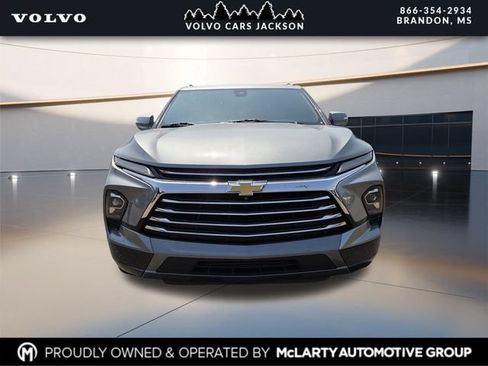 Used 2023 Chevrolet Blazer Premier w/ Driver Confidence II Package AWD/4WD image 2