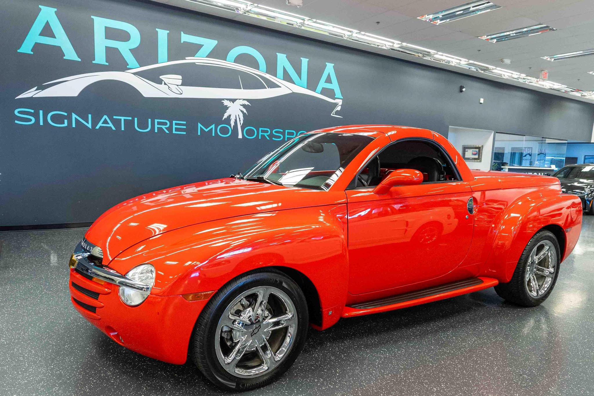 Used 2006 Chevrolet SSR w/ Preferred Equipment Group RWD image 1