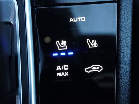 Used 2019 Porsche Cayenne E-Hybrid image 60