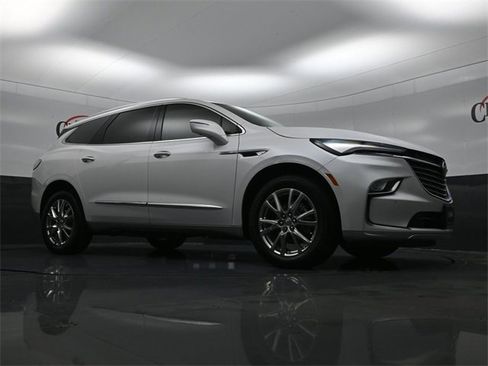 Used 2023 Buick Enclave Premium w/ Experience Buick Package image 27