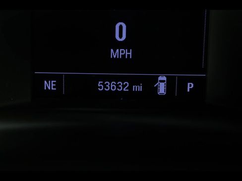 Used 2023 Chevrolet Traverse LS image 24