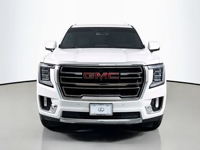 Used 2022 GMC Yukon SLT w/ SLT Luxury Package