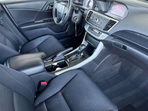 Used 2015 Honda Accord Sport image 15