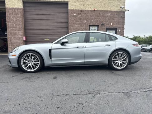 Used 2019 Porsche Panamera w/ Premium Package Plus RWD image 22