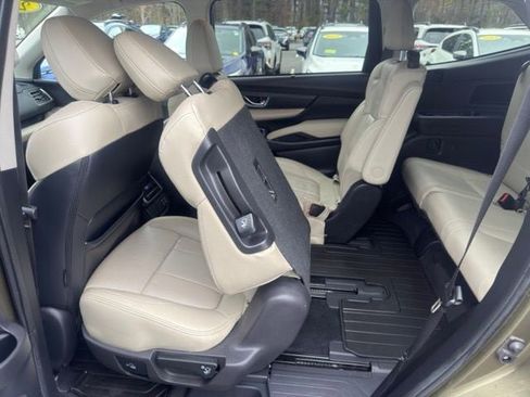Used 2023 Subaru Ascent Limited AWD/4WD image 24