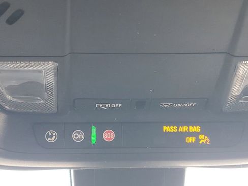 Certified 2023 Chevrolet Equinox RS image 31