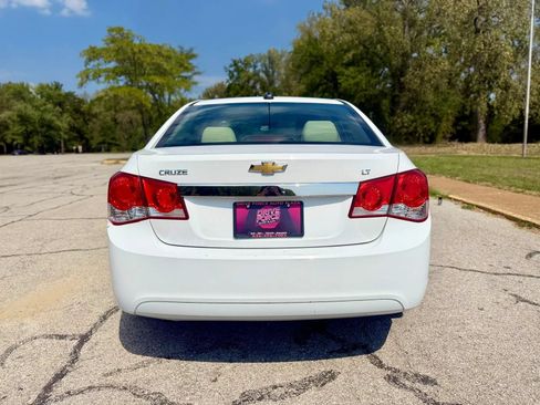 Used 2015 Chevrolet Cruze LT FWD image 6