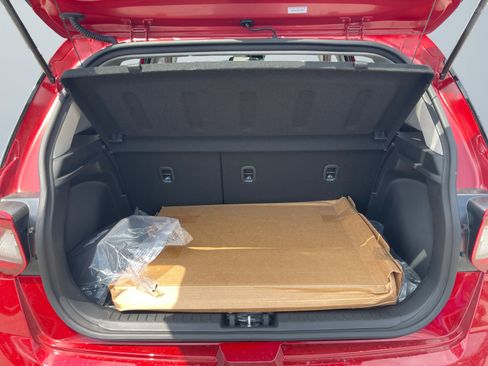 New 2025 Hyundai Venue Limited image 15