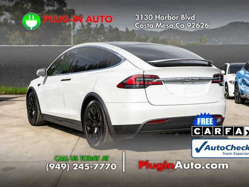 Used 2018 Tesla Model X 75D image 6