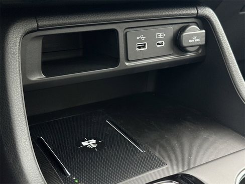 New 2025 Honda Pilot Touring image 33