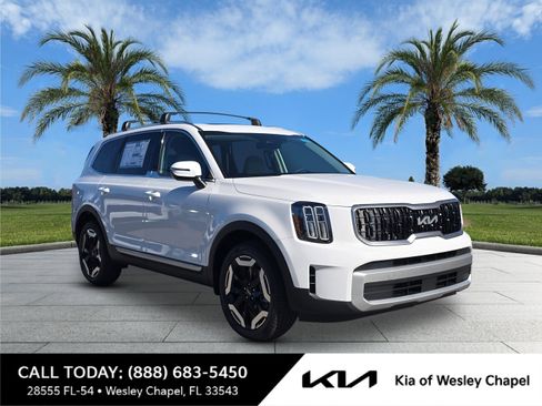 New 2025 Kia Telluride EX w/ EX Captain's Chair Package image 1