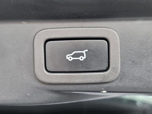 Used 2017 Land Rover Range Rover Sport HSE image 57