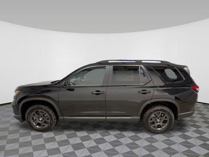 New 2025 Honda Pilot TrailSport
