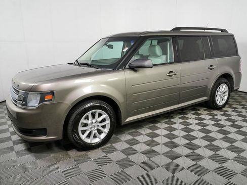 Used 2014 Ford Flex SE FWD image 25