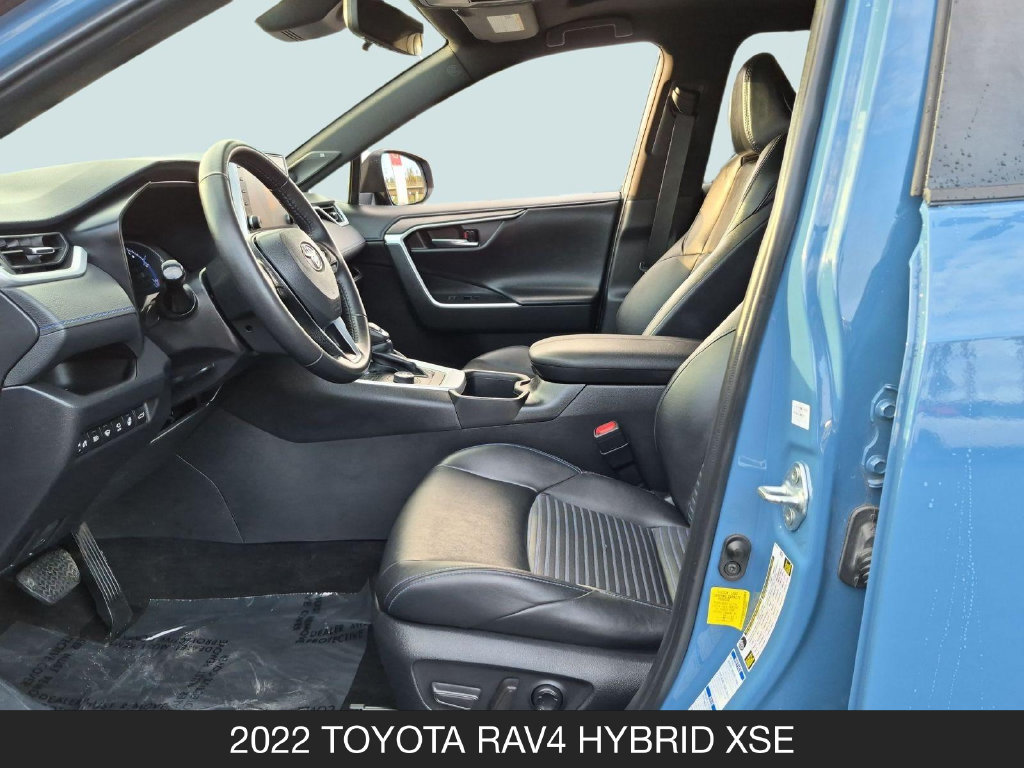 Used 2022 Toyota RAV4 XSE AWD/4WD image 14
