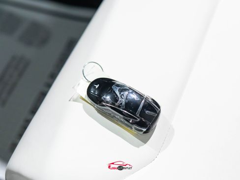 Used 2019 Tesla Model X 100D image 47