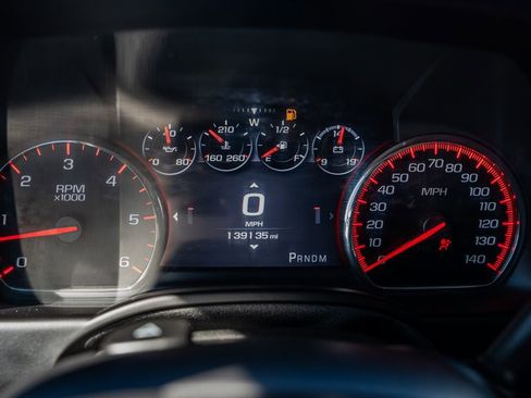 Used 2016 GMC Yukon Denali w/ Open Road Package image 19