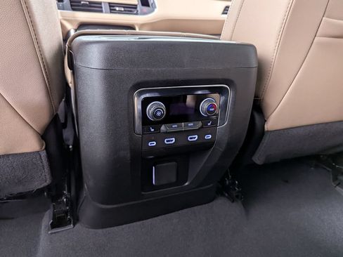 Used 2024 Chevrolet Tahoe Premier RWD image 45