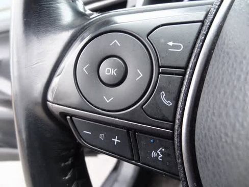 Used 2021 Toyota Camry SE image 15