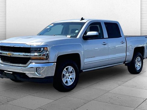 Used 2018 Chevrolet Silverado 1500 LT w/ All Star Edition AWD/4WD image 13