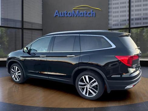 Used 2018 Honda Pilot Touring image 7