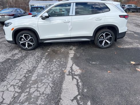 New 2026 Volkswagen Tiguan SE AWD/4WD image 14