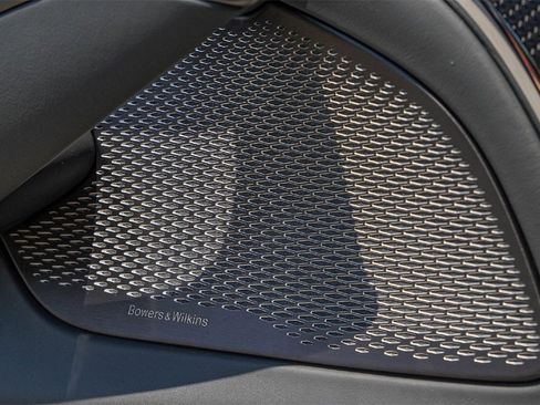 New 2025 Aston Martin DBX 707 image 35