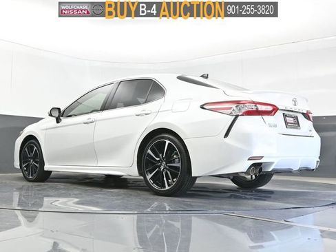 Used 2019 Toyota Camry XSE FWD image 22