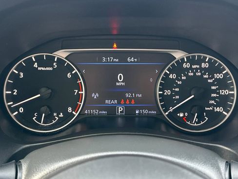 Used 2024 Nissan Altima 2.5 SV image 23