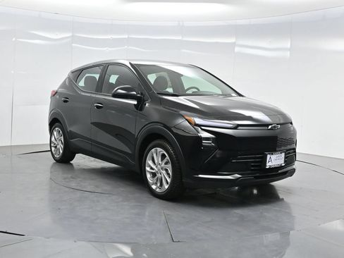 New 2027 Chevrolet Bolt LT w/ Comfort Package FWD image 47