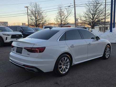Used 2023 Audi A4 2.0T Premium w/ Convenience Package image 6