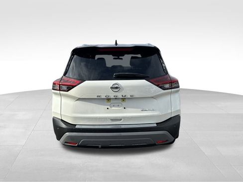 Used 2021 Nissan Rogue SL w/ Premium Package image 4