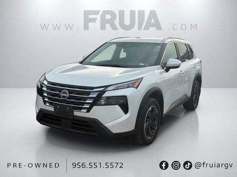 Used 2024 Nissan Rogue SV w/ SV Premium Package FWD image 1