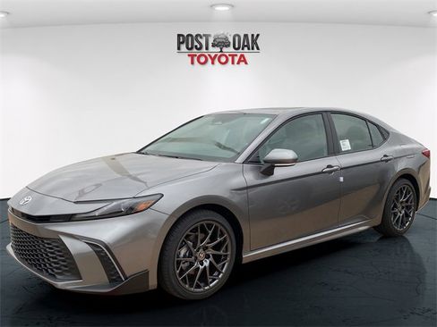 New 2026 Toyota Camry SE image 3