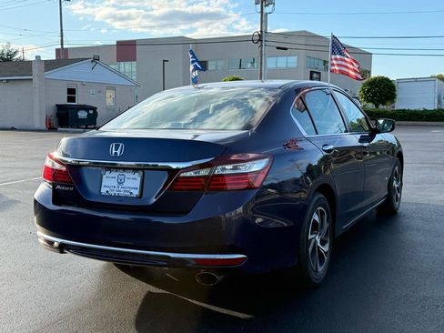 Used 2017 Honda Accord LX image 6