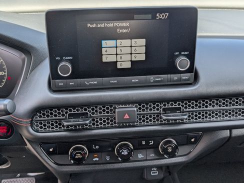 Used 2025 Honda HR-V Sport image 17