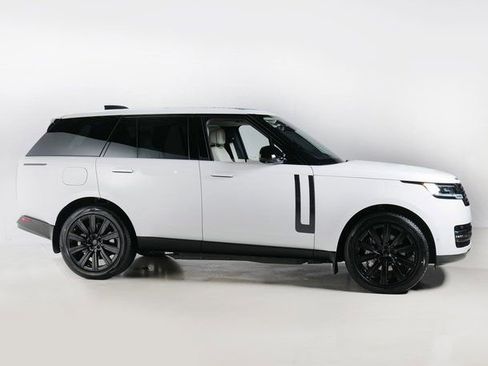 New 2026 Land Rover Range Rover SE image 29