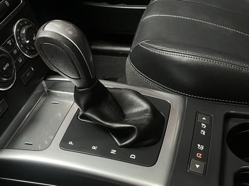 Used 2014 Land Rover LR2 AWD/4WD image 19