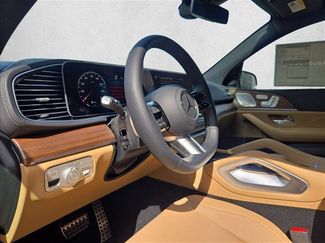 New 2026 Mercedes-Benz GLS 450 4MATIC video 3