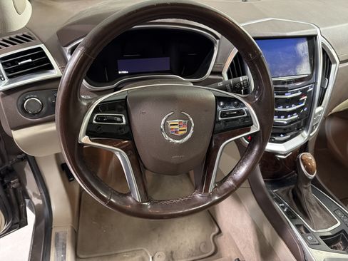 Used 2014 Cadillac SRX Luxury w/ Driver Awareness Package AWD/4WD image 15