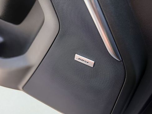 Used 2023 GMC Yukon Denali AWD/4WD image 26