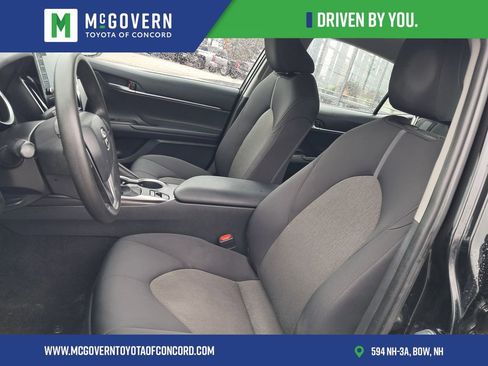 Used 2021 Toyota Camry LE image 16