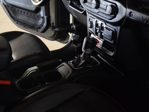 Used 2020 Jeep Wrangler Unlimited Rubicon w/ Quick Order Package 28Y Recon AWD/4WD image 49