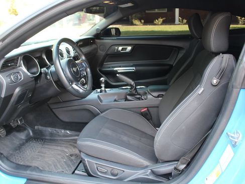Used 2022 Ford Mustang GT w/ Equipment Group 301A RWD image 8