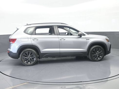 Used 2024 Volkswagen Taos S FWD image 7