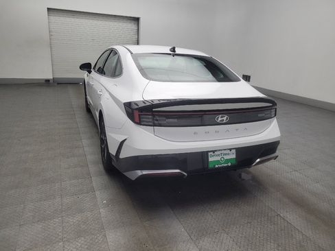 Used 2025 Hyundai Sonata SEL FWD image 5