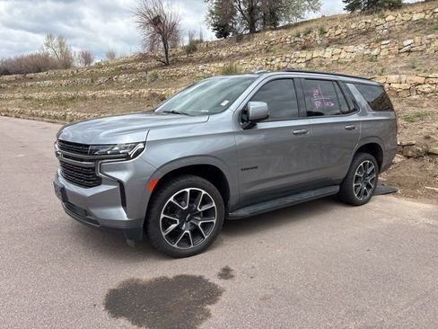Used 2022 Chevrolet Tahoe RST w/ Luxury Package AWD/4WD image 2
