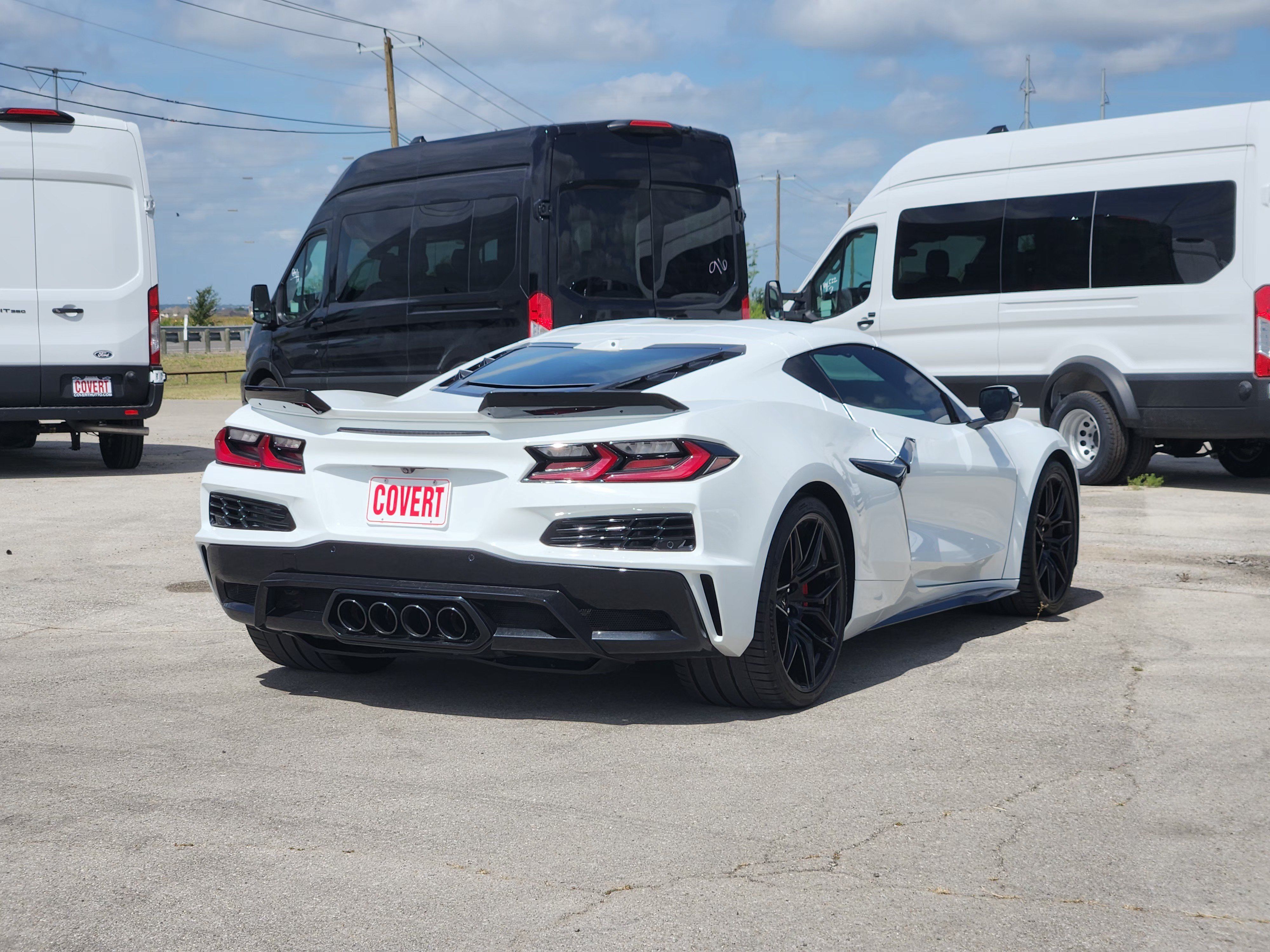 Used 2025 Chevrolet Corvette Z06 RWD image 7